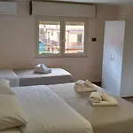 Omnia 4*