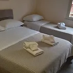 Omnia Bed and Breakfast