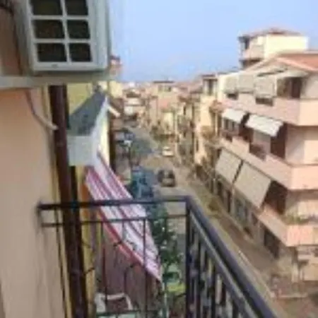 Omnia Bed & Breakfast 4*